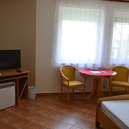 Hotel Harka Harkány Dış mekan fotoğraf