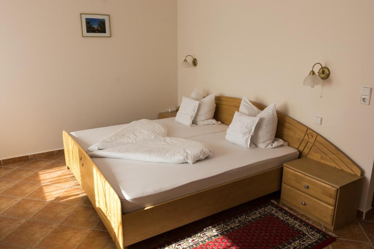 Hotel Harka Harkány Dış mekan fotoğraf