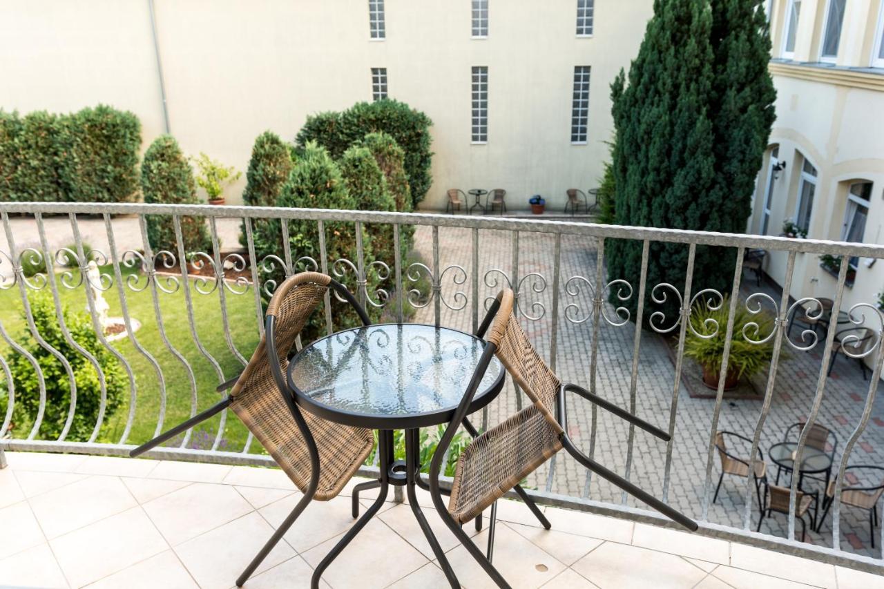 Hotel Harka Harkány Dış mekan fotoğraf